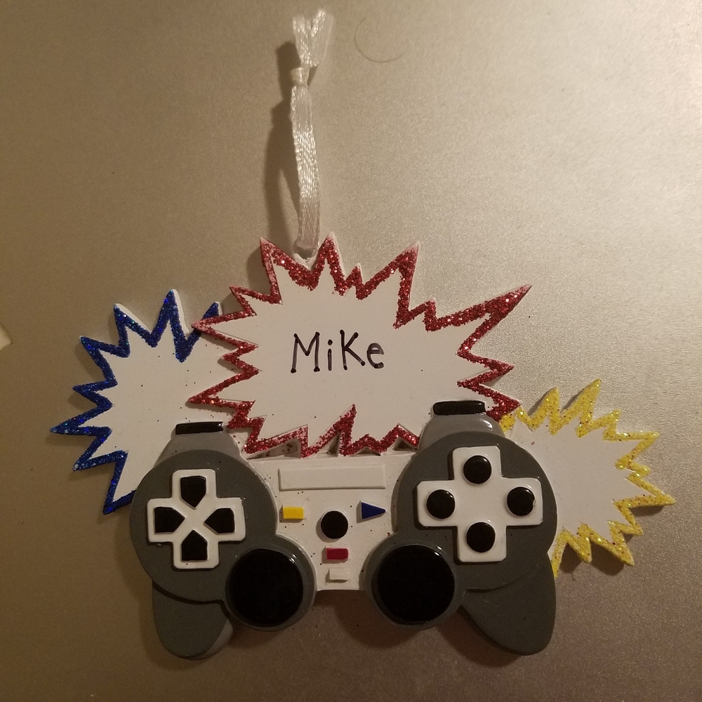 Gaming ornament